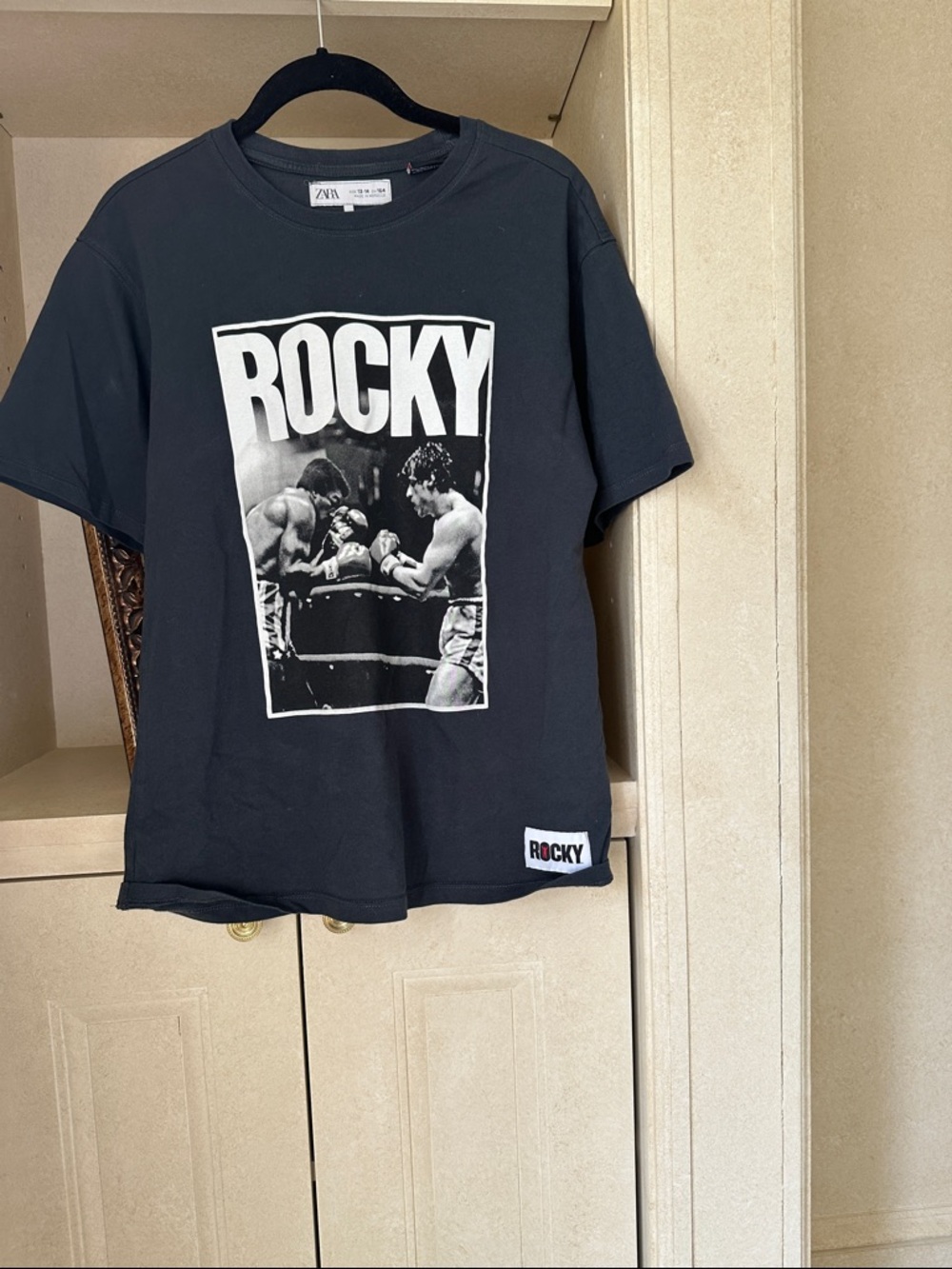KIDS ZARA BLACK  Graphic 'ROCKY' Short Sleeve Tee SIZE 
13/14
